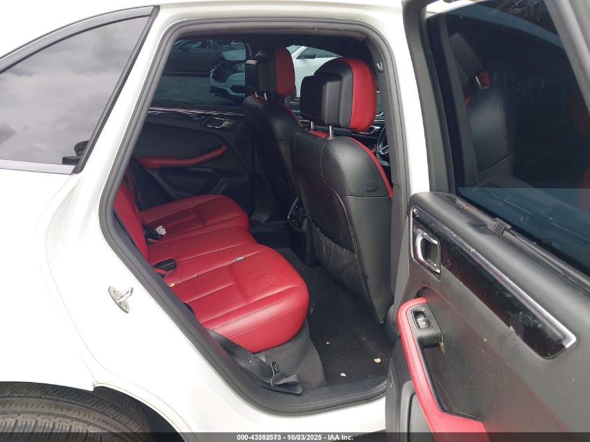 2016 Porsche Macan S VIN: WP1AB2A51GLB46127 Lot: 43382573