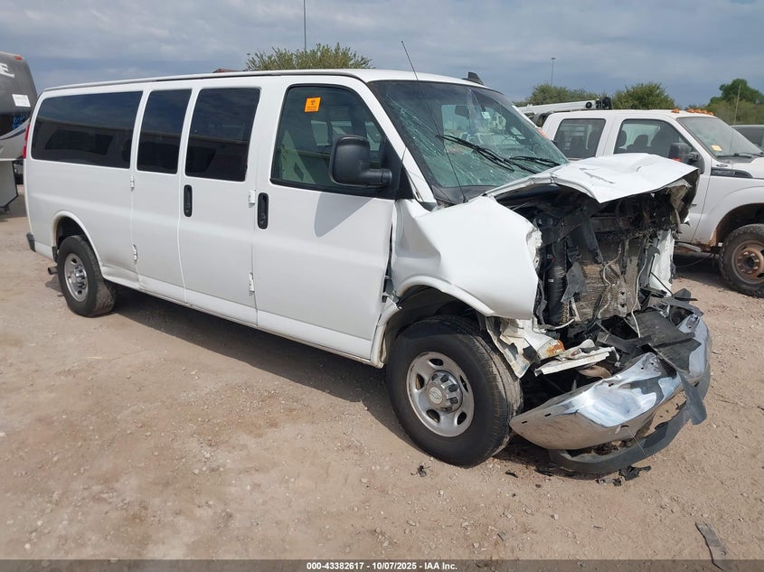 Vin: , lot: 43877366, chevrolet express 3500 lt 2017 img_1