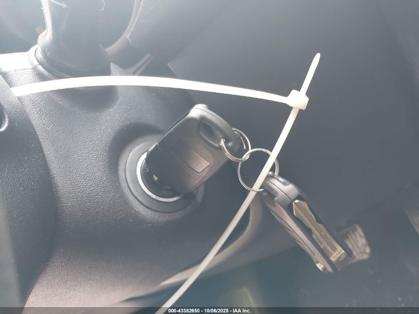 2013 Kia Soul VIN: KNDJT2A5XD7758247 Lot: 43382650