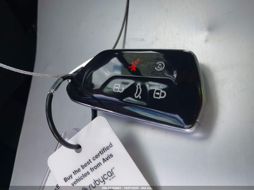 2025 Volkswagen Atlas 2.0T Se W/Technology VIN: 1V2KR2CA9SC571338 Lot: 43382653