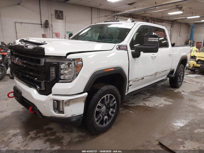 1GT49PEY0NF306408 2022 GMC SIERRA photo no. 2