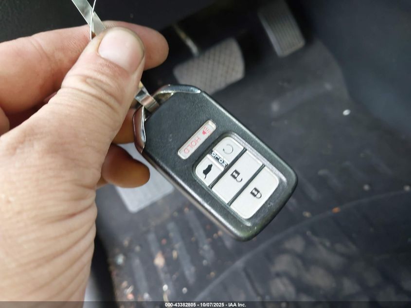 2017 Honda Pilot Touring VIN: 5FNYF6H92HB003020 Lot: 43382805