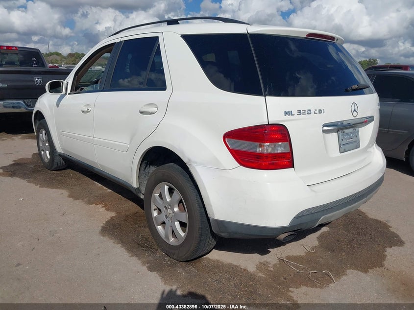 2007 Mercedes-Benz Ml 320 Cdi 4Matic VIN: 4JGBB22E47A275653 Lot: 43382896