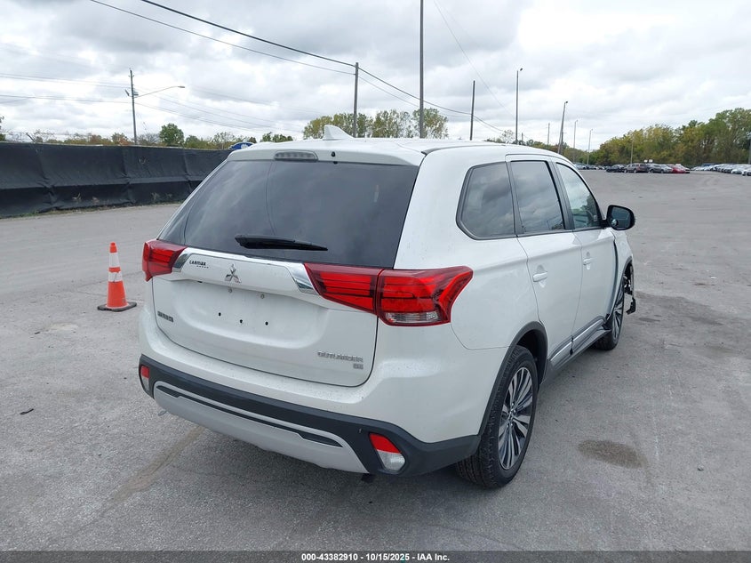 2019 Mitsubishi Outlander Se