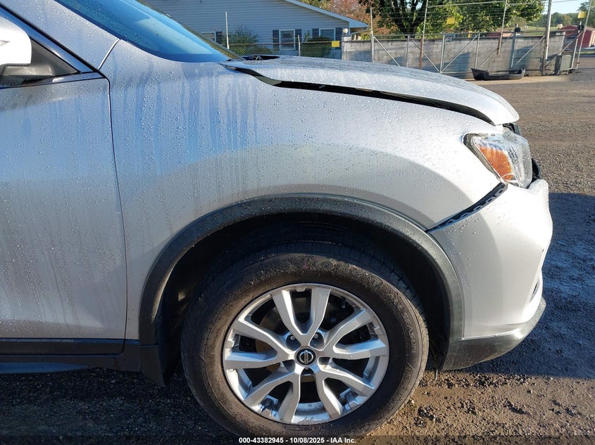 2017 NISSAN ROGUE SV JN8AT2MV5HW001011