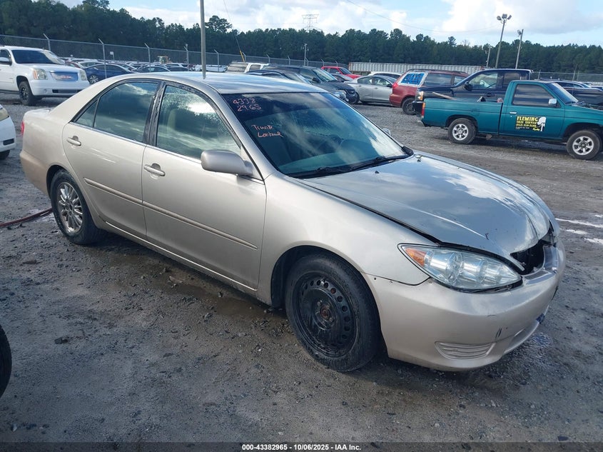 2005 Toyota Camry Le null sedan gasoline 4T1BE32K35U097037 photo #1