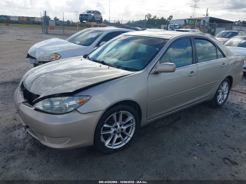 2005 Toyota Camry Le null sedan gasoline 4T1BE32K35U097037 photo #3