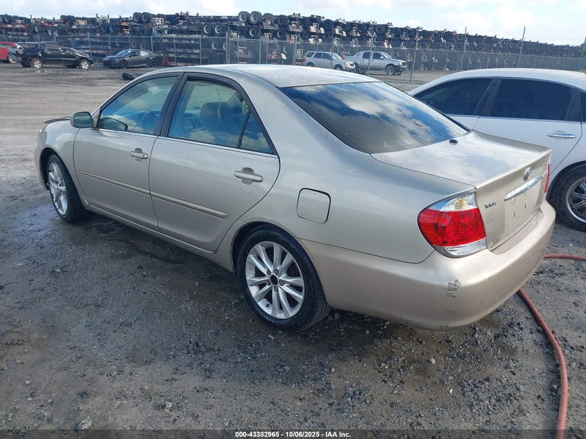 2005 Toyota Camry Le null sedan gasoline 4T1BE32K35U097037 photo #4