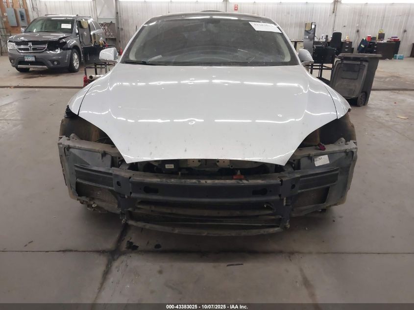 2014 TESLA MODEL S P85 5YJSA1H16EFP35678