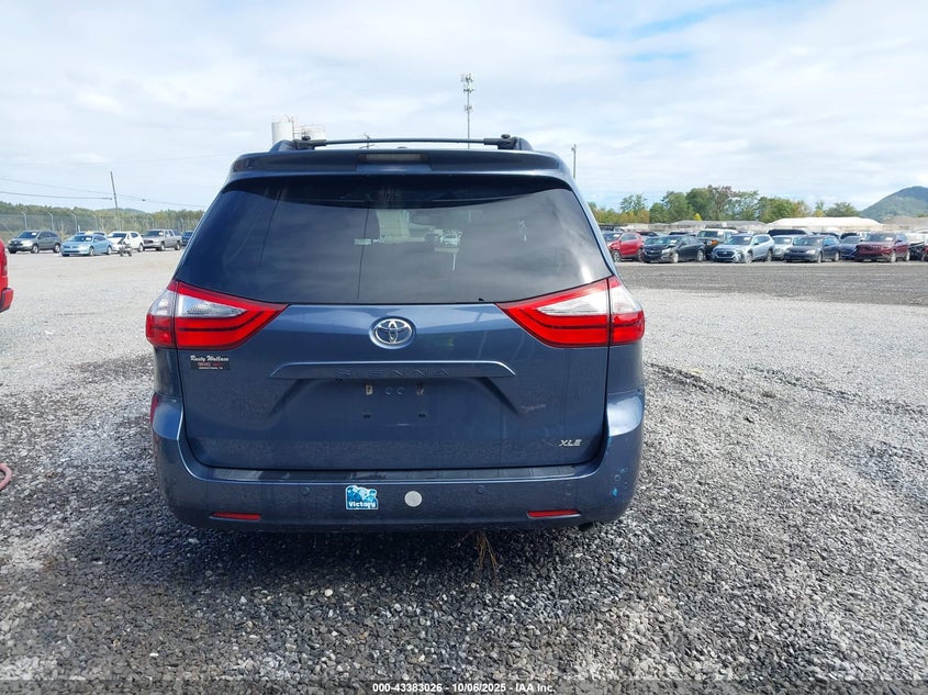 2017 TOYOTA SIENNA XLE PREMIUM 8 PASSENGER 5TDYZ3DC6HS853512