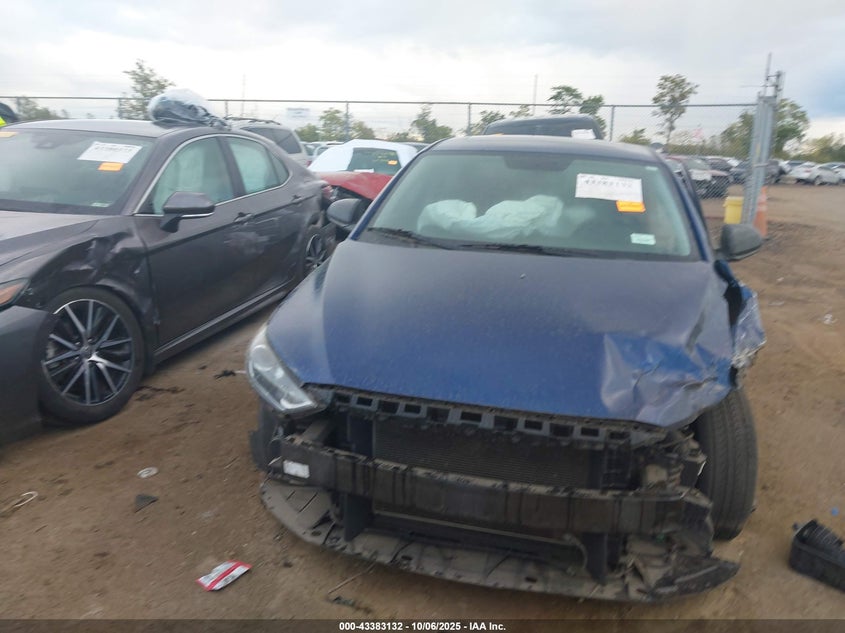 2017 HYUNDAI ELANTRA VALUE EDITION 5NPD84LF5HH203675