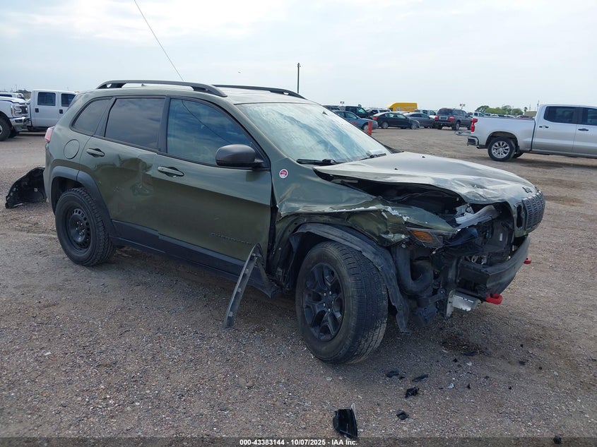 JEEP CHEROKEE TRAILHAWK 4X4