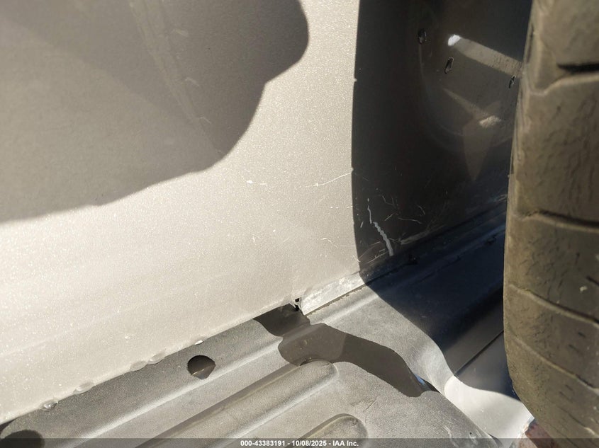 2004 Jeep Liberty Sport VIN: 1J4GL48KX4W286987 Lot: 43383191