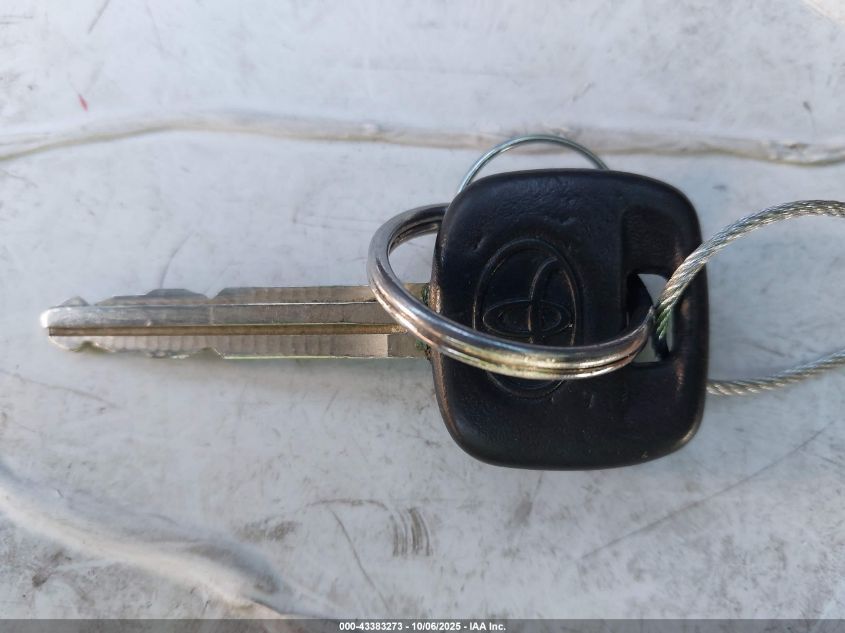 2011 Toyota Tacoma VIN: 5TFNX4CN0BX002065 Lot: 43383273