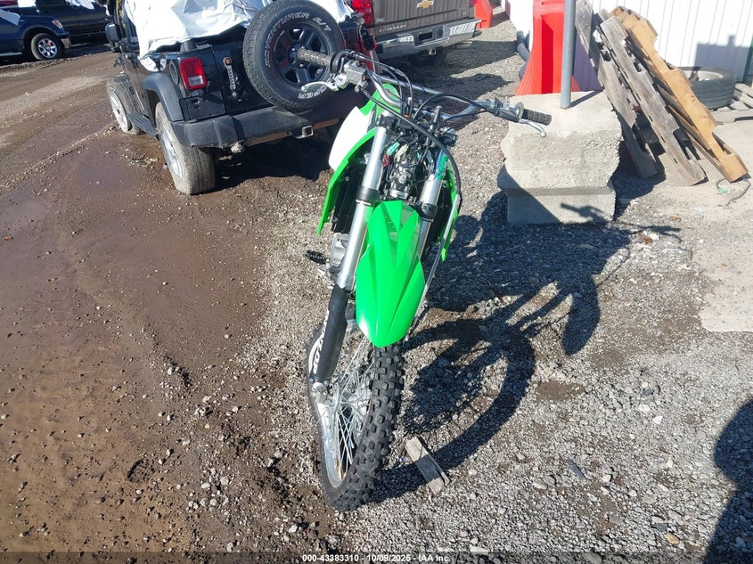 VIN JKALX8C18NDA11854 2022 KAWASAKI KLX300 C