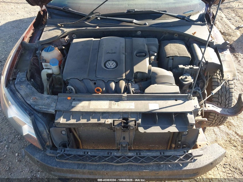 2013 VOLKSWAGEN PASSAT 2.5L S 1VWAP7A39DC095953
