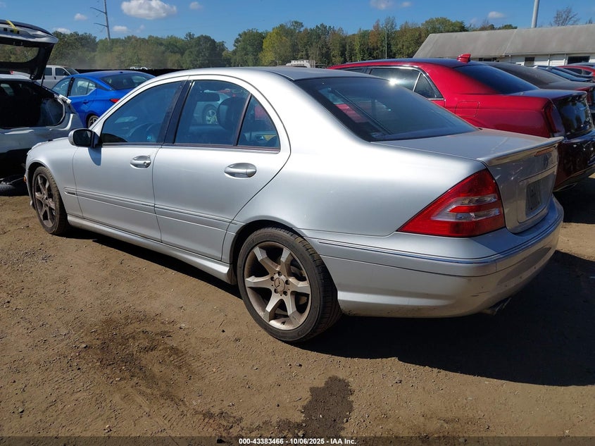 WDBRF52H07A933874 2007 MERCEDES-BENZ C-KLASSE photo no. 3