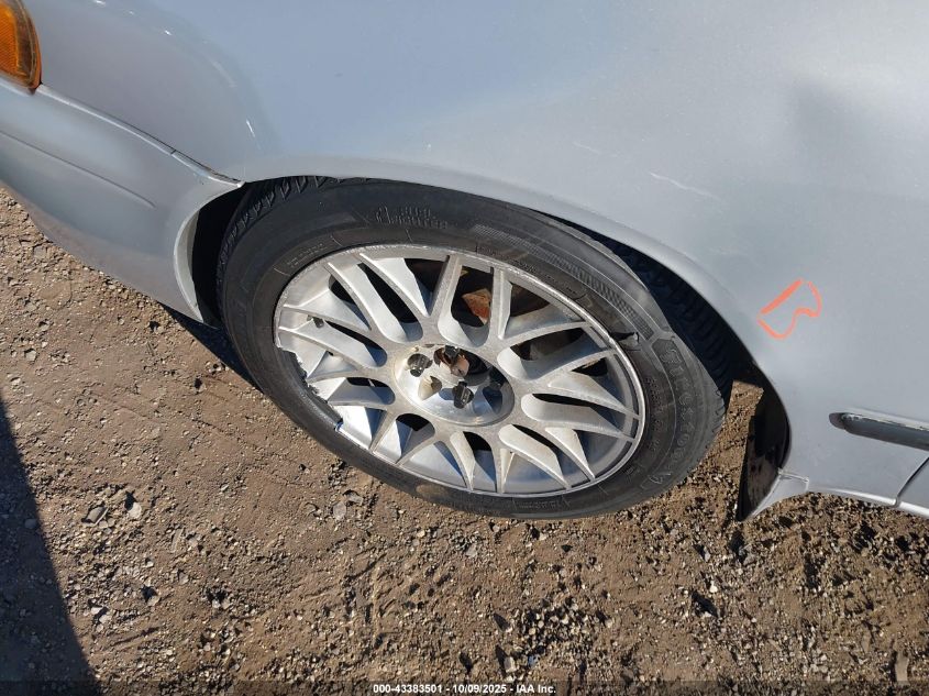 2001 Toyota Corolla Le VIN: 2T1BR12E11C407376 Lot: 43383501