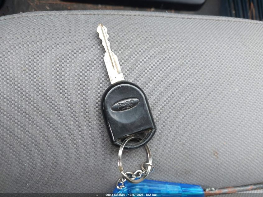 2005 Ford F-150 Stx/Xl/Xlt VIN: 1FTRF12225NA41573 Lot: 43383509