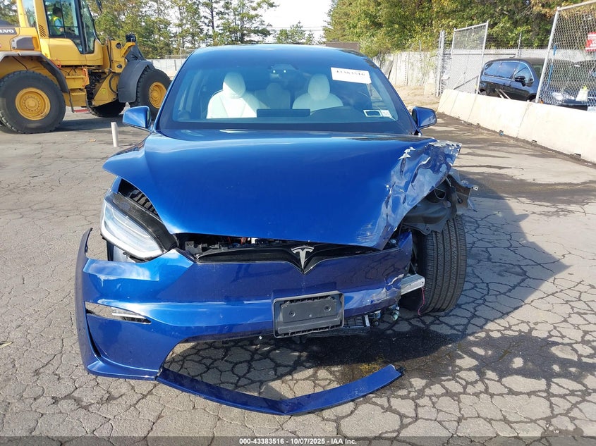 2023 Tesla Model X Dual Motor All-Wheel Drive/Standard Range VIN: 7SAXCDE55PF386298 Lot: 43383516