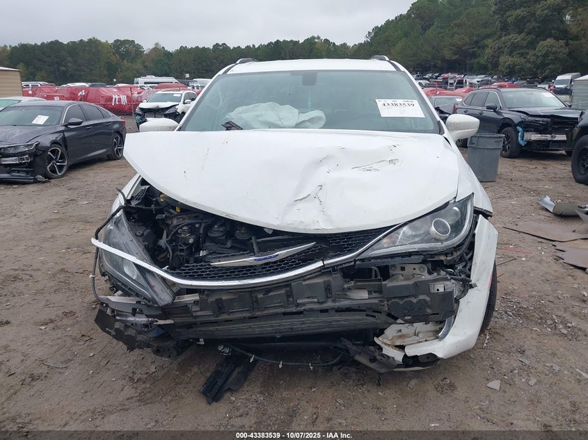 2018 Chrysler Pacifica Touring L Plus VIN: 2C4RC1EG0JR316399 Lot: 43383539