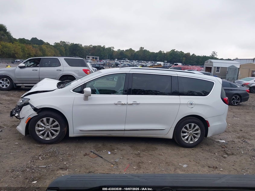 2018 Chrysler Pacifica Touring L Plus VIN: 2C4RC1EG0JR316399 Lot: 43383539