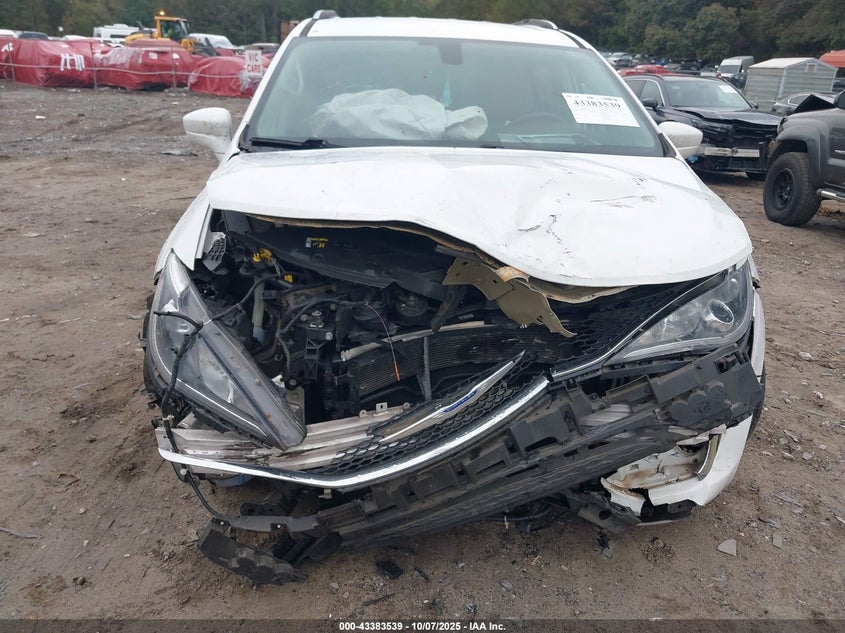 2018 Chrysler Pacifica Touring L Plus VIN: 2C4RC1EG0JR316399 Lot: 43383539