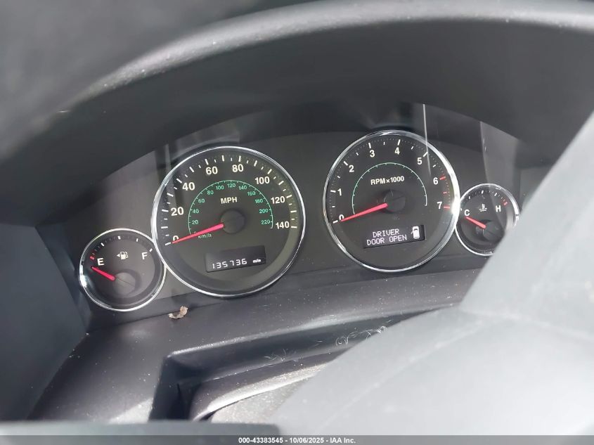 2008 Jeep Commander Sport VIN: 1J8HH48K18C133491 Lot: 43383545