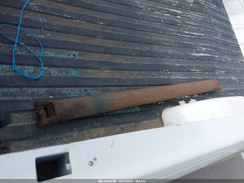 1998 GMC Sierra 2500 Hd Sl VIN: 1GTGK24J4WZ537644 Lot: 43383705