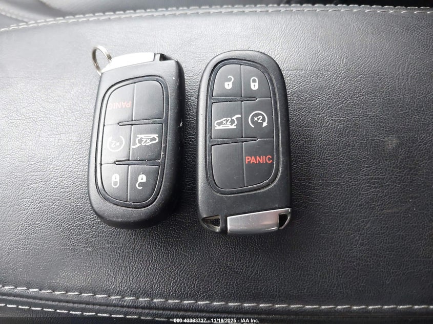 2019 Jeep Cherokee Limited 4X4 VIN: 1C4PJMDX3KD287551 Lot: 43383737