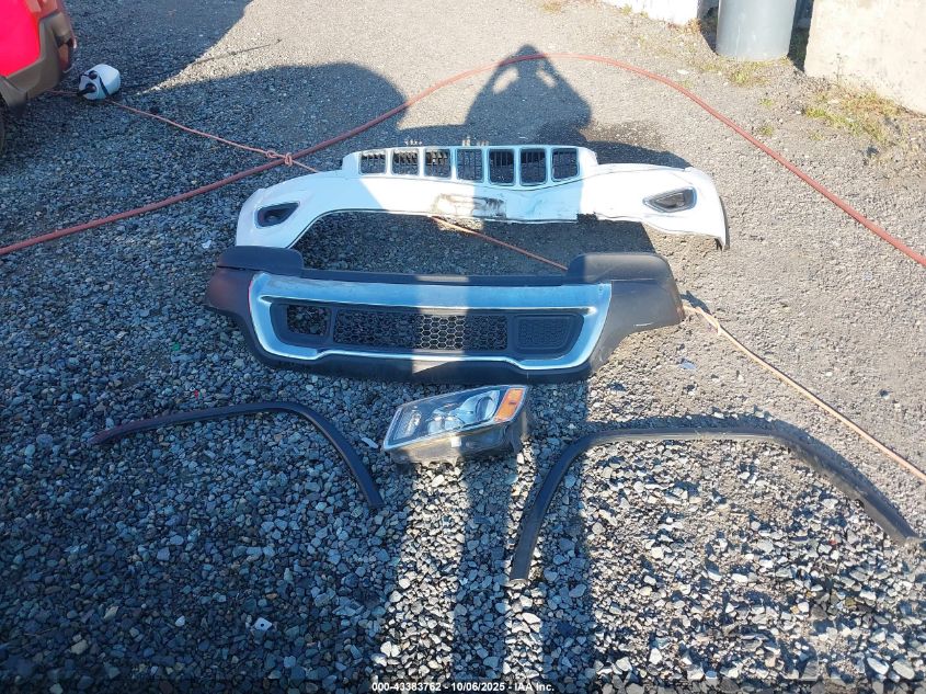 2016 Jeep Grand Cherokee Limited VIN: 1C4RJFBG9GC303823 Lot: 43383762