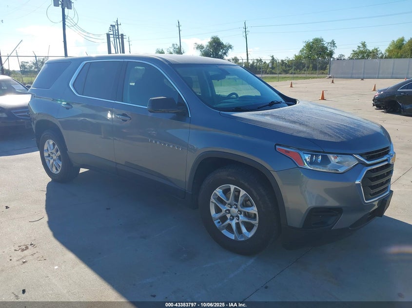 CHEVROLET TRAVERSE LS