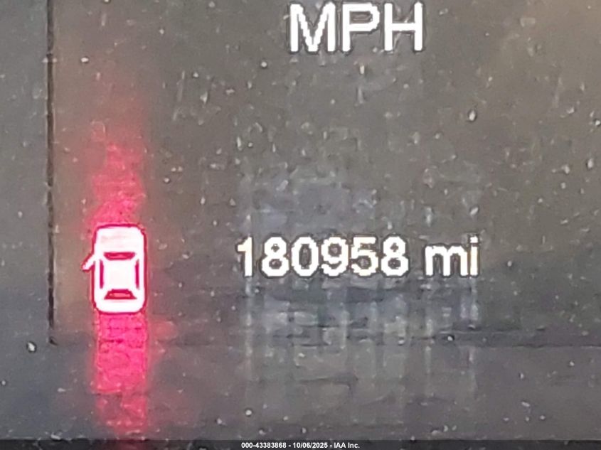 2015 Jeep Cherokee Latitude VIN: 1C4PJMCB2FW623206 Lot: 43383868