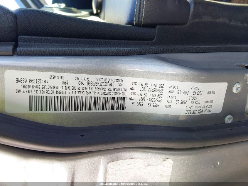 2015 Jeep Cherokee Latitude VIN: 1C4PJMCB2FW623206 Lot: 43383868