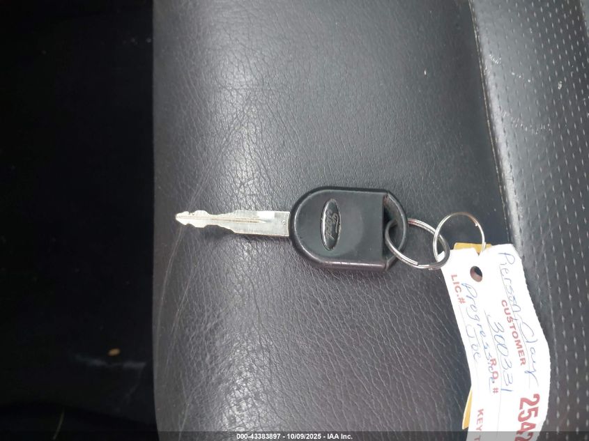 2007 Ford Mustang Gt Deluxe/Gt Premium VIN: 1ZVFT82HX75216807 Lot: 43383897