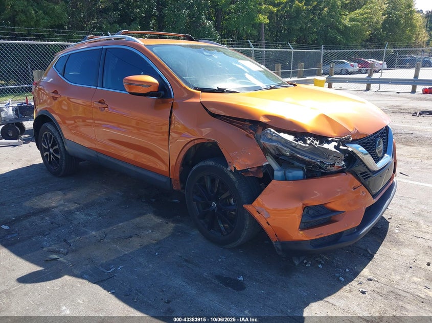 NISSAN ROGUE SPORT SV FWD XTRONIC CVT