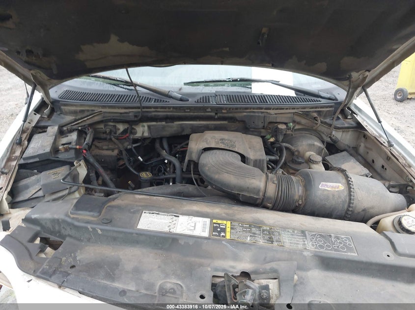 2002 Ford F-150 Lariat/Xl/Xlt VIN: 1FTRX18L12NA27639 Lot: 43383916