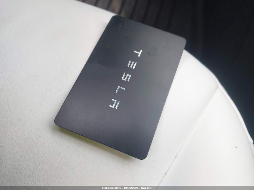 2025 Tesla Model Y Long Range Dual Motor All-Wheel Drive VIN: 7SAYGDEE8SA342844 Lot: 43383986