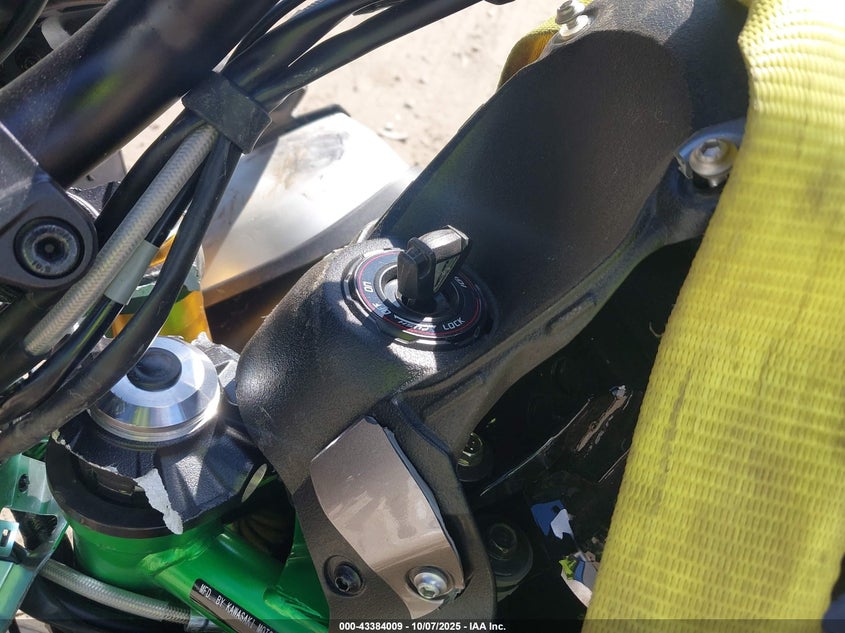 2025 Kawasaki Zr900 T VIN: ML5ZRDT17SDA02524 Lot: 43384009