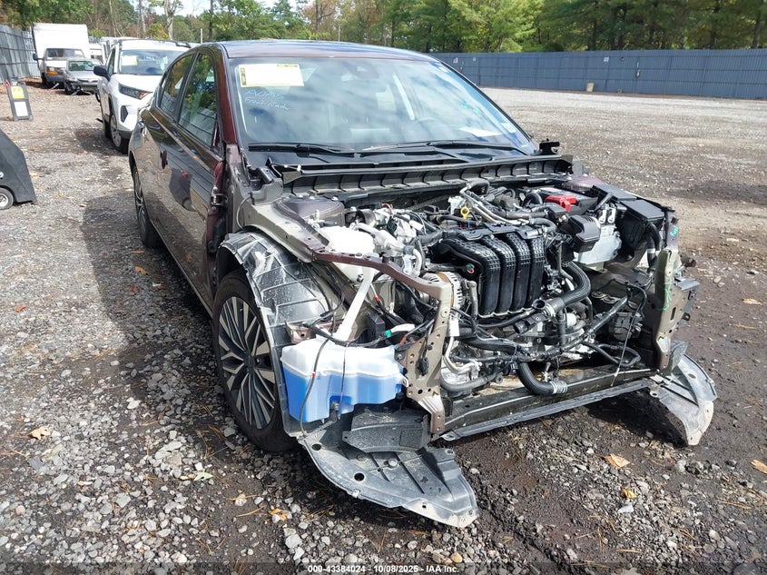 NISSAN ALTIMA SV FWD