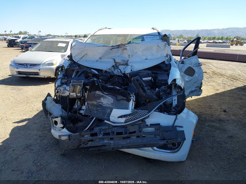 2018 Chrysler Pacifica Touring L VIN: 2C4RC1BG9JR102130 Lot: 43384039