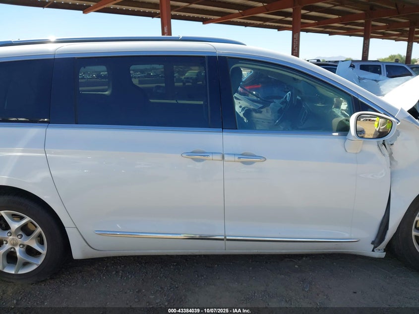 2018 Chrysler Pacifica Touring L VIN: 2C4RC1BG9JR102130 Lot: 43384039