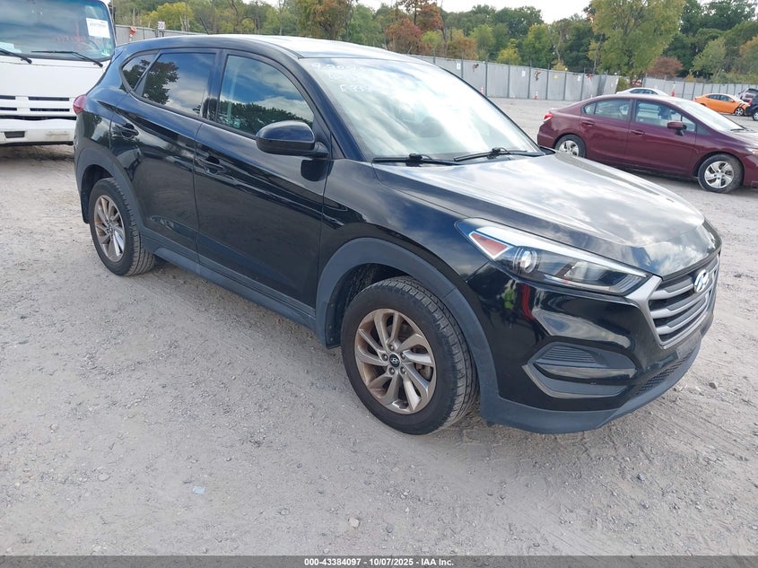 HYUNDAI TUCSON SE