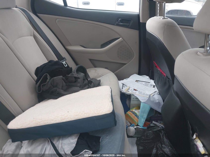 2015 KIA OPTIMA LX 5XXGM4A74FG352740