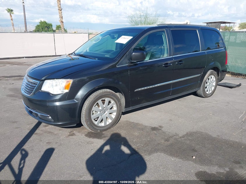 2C4RC1BGXGR231146 2016 CHRYSLER TOWN & COUNTRY photo no. 2