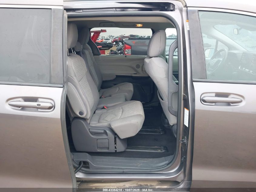 2021 Toyota Sienna Le VIN: 5TDKRKEC4MS016203 Lot: 43384218