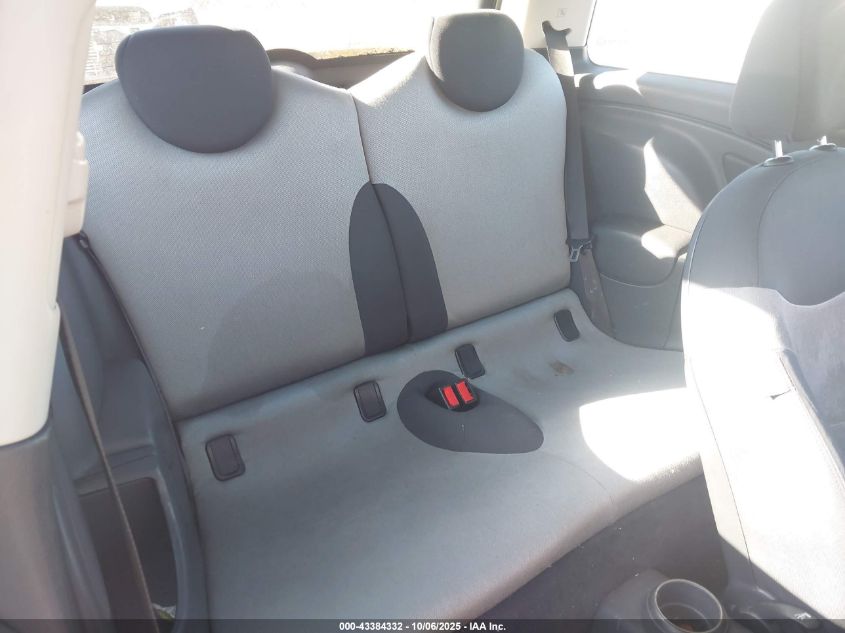 2003 Mini Cooper S VIN: WMWRE33433TD62111 Lot: 43384332