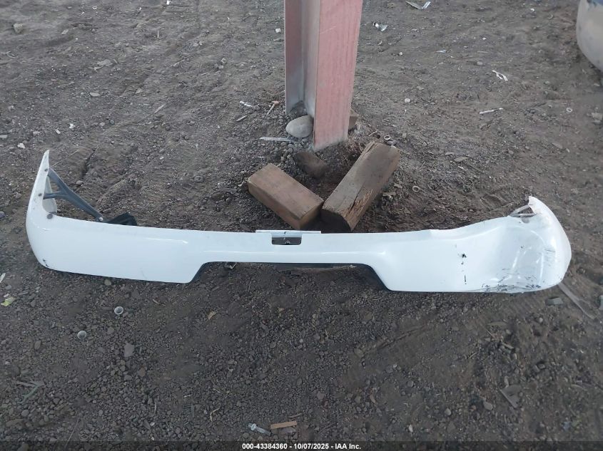 2017 Ram 1500 Express 4X2 6'4 Box VIN: 1C6RR6FG2HS615516 Lot: 43384360