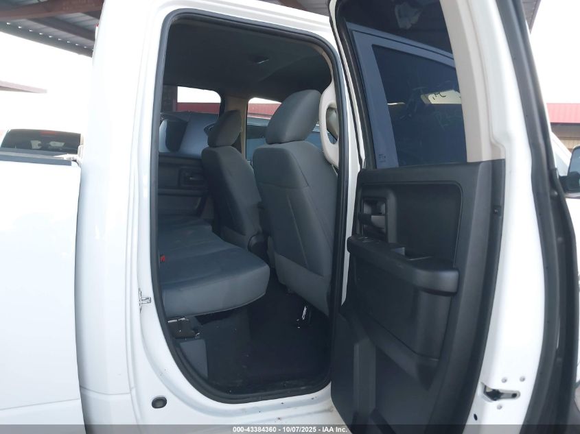 2017 Ram 1500 Express 4X2 6'4 Box VIN: 1C6RR6FG2HS615516 Lot: 43384360