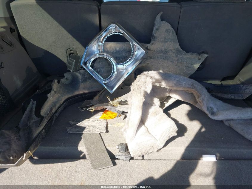 2006 Jeep Commander VIN: 1J8HG48N16C274815 Lot: 43384390